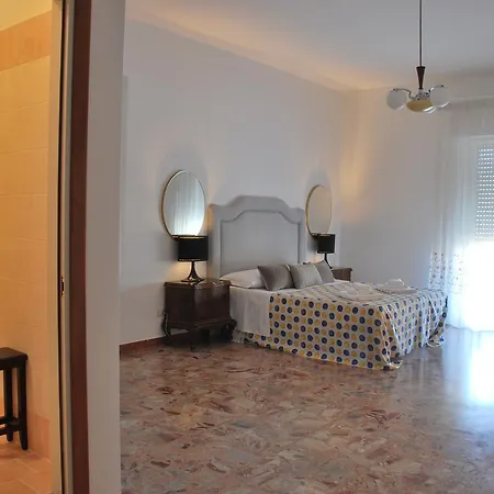 La Casa Reggina Guest house 3*