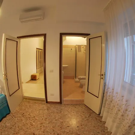 La Casa Reggina Guest house 3*